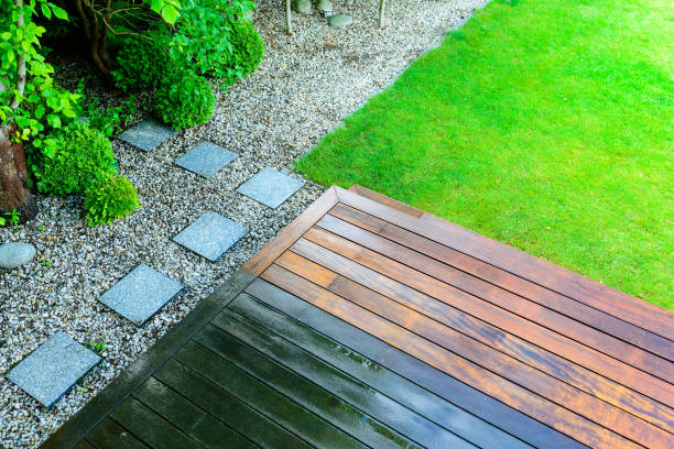 Best Animal Enclosure Cleaning  in Sartell, MN